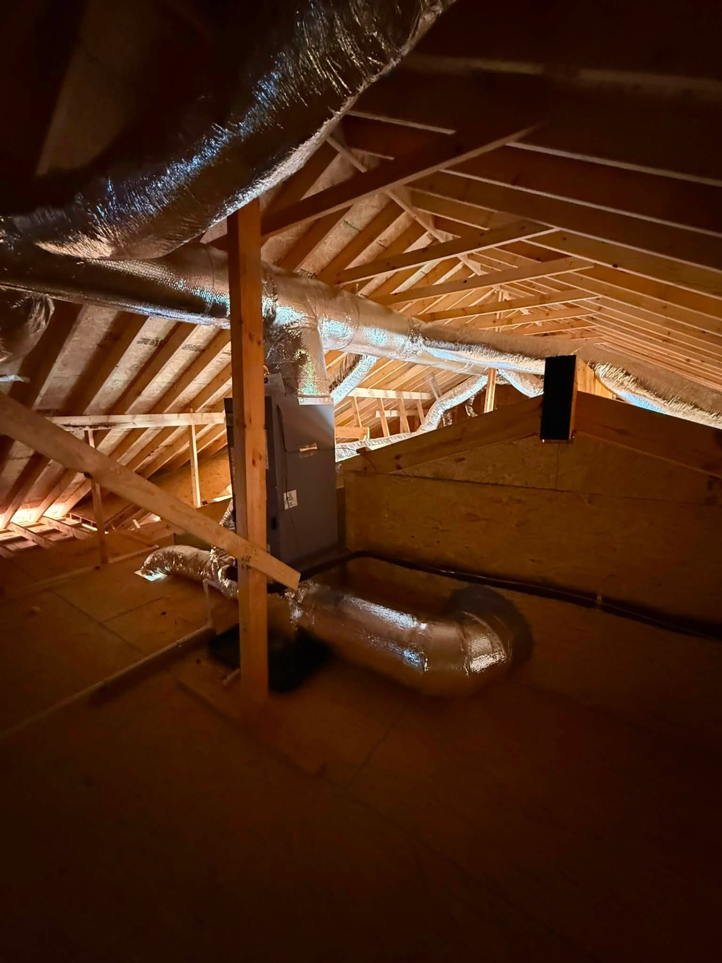 Attic system with tidy plenum work